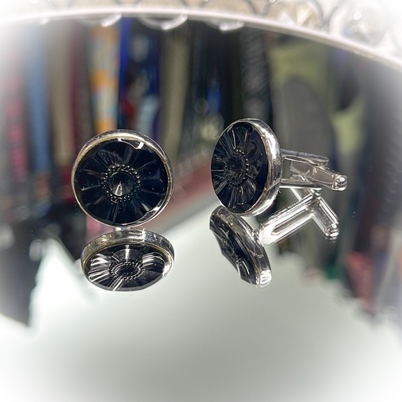 💕Beautiful Silver Tone Cufflinks Black Onyx💕 - Picture 3 of 5